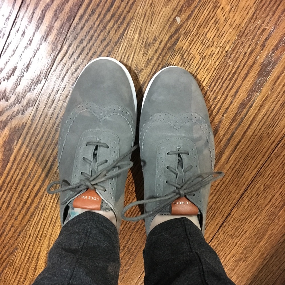 Cole Haan Gray Oxfords size 7